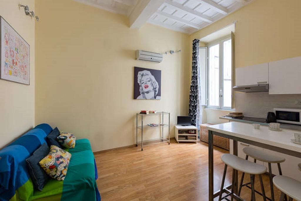 Casa Vacanze Colosseum By Alice Рим Экстерьер фото